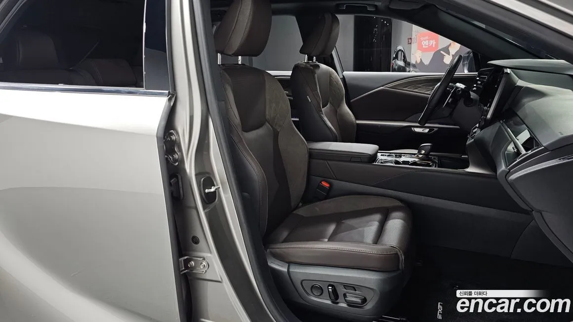 Lexus RX 2025 из KR, фото 10