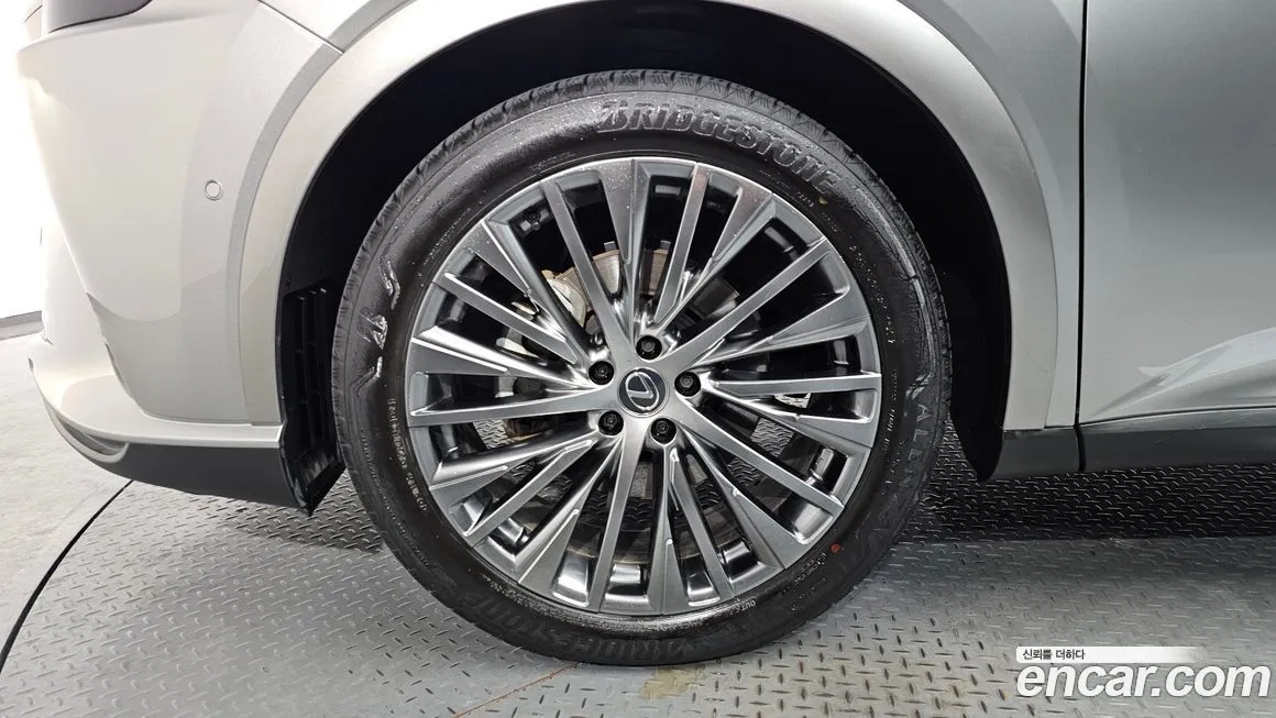 Lexus RX 2025 из KR, фото 5