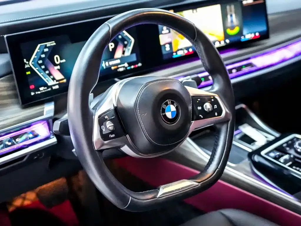 BMW 7 Series 2024 из CN, фото 4