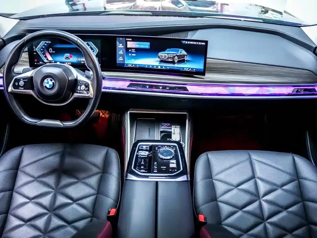 BMW 7 Series 2024 из CN, фото 6