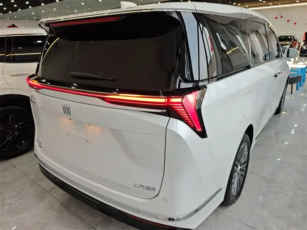 Buick GL8 Hybrid 2025 из CN, фото 7
