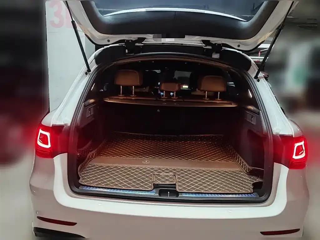 Mercedes-Benz GLC 2021 из CN, фото 10