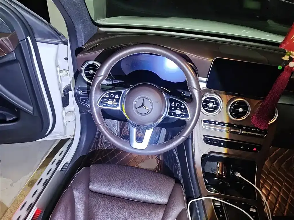 Mercedes-Benz GLC 2021 из CN, фото 3