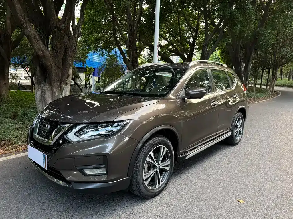 Nissan X-Trail 2021 из CN, фото 1