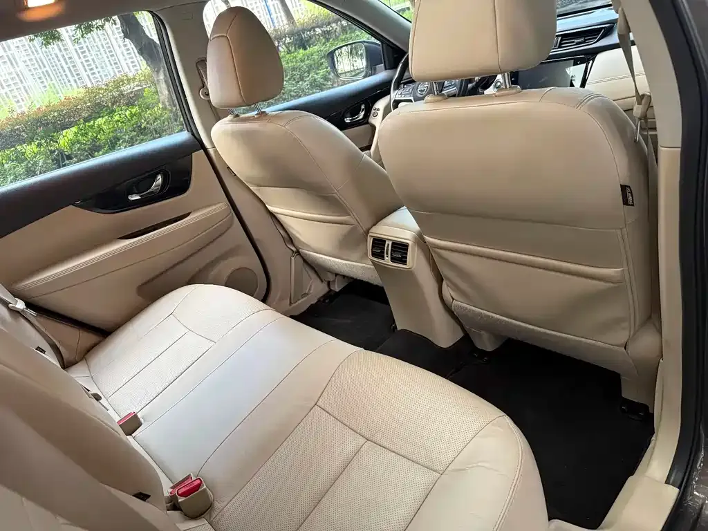 Nissan X-Trail 2021 из CN, фото 8