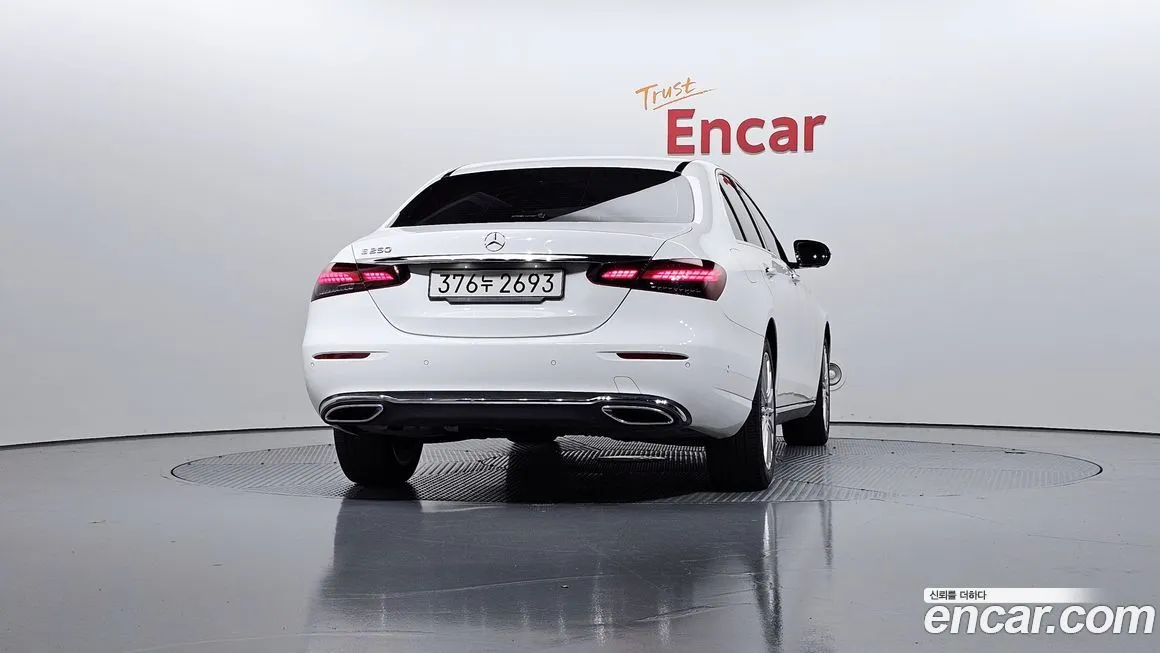 Mercedes-Benz E-Class 2022 из KR, фото 4