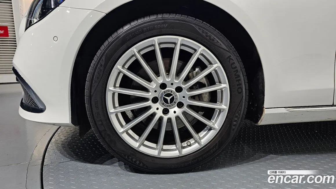 Mercedes-Benz E-Class 2022 из KR, фото 5