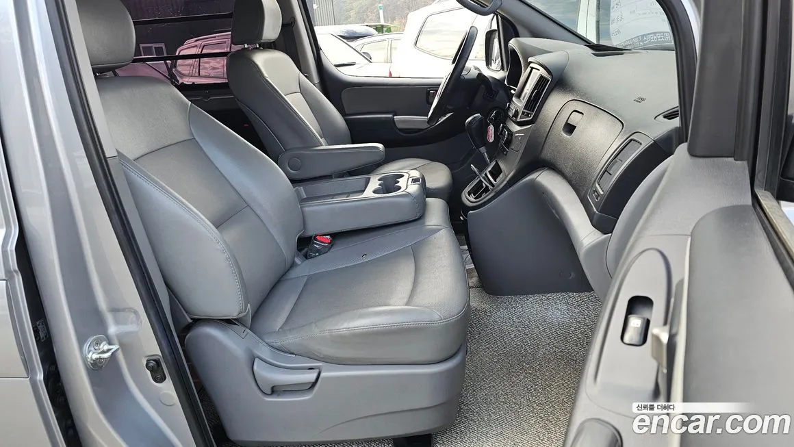 Hyundai Starex 2021 из KR, фото 10