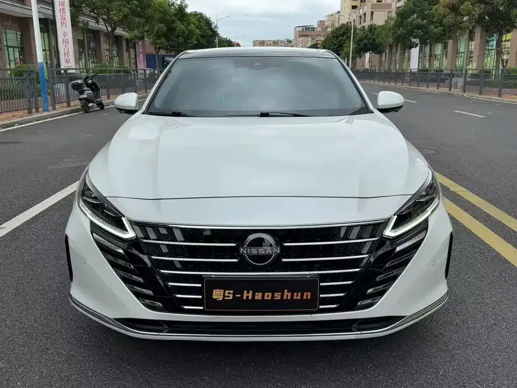 Nissan Teana — фото 2