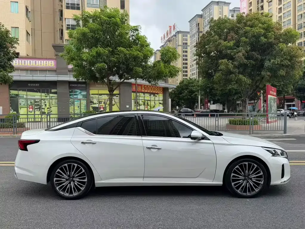 Nissan Teana — фото 4