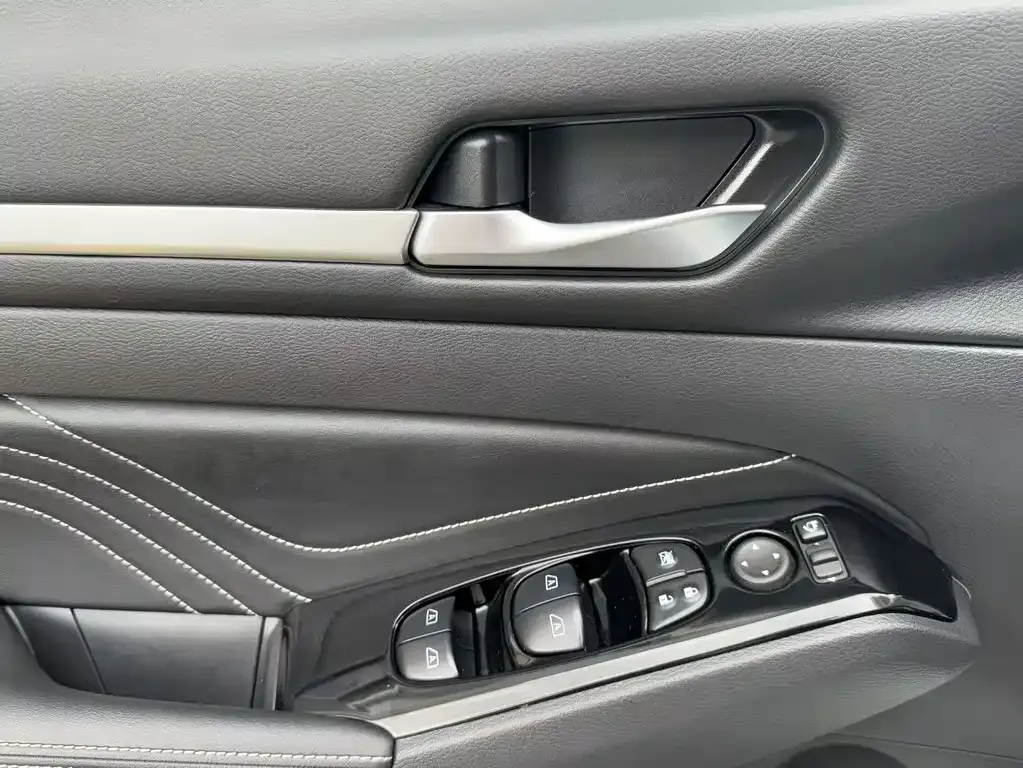 Nissan Teana — фото 8