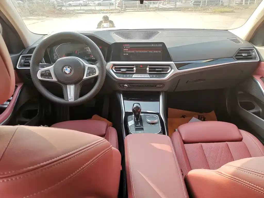 BMW 3 Series 2022 из CN, фото 6