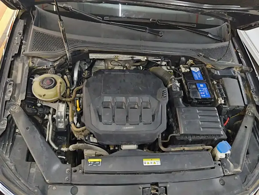 Volkswagen Magotan 2022 из CN, фото 10