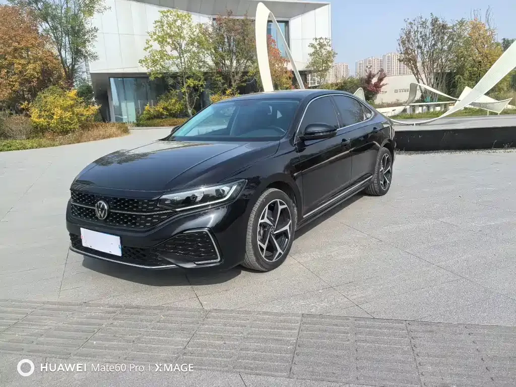 Volkswagen Passat 2023 из CN, фото 3