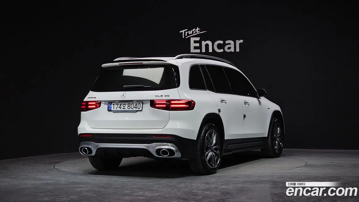 Mercedes-Benz GLB-Class — фото 2