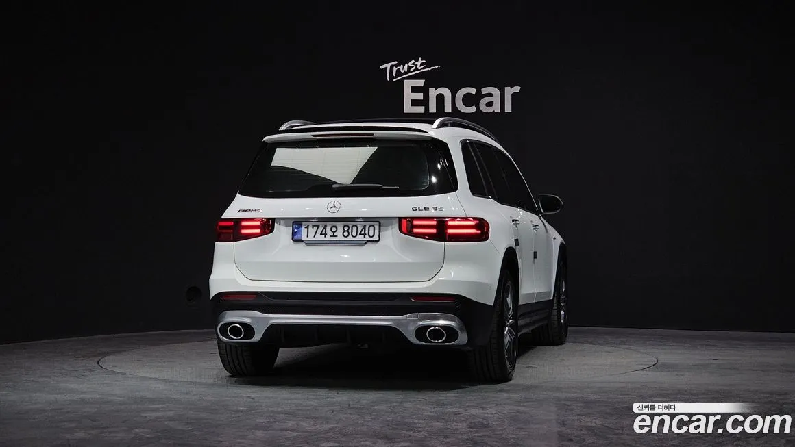 Mercedes-Benz GLB-Class — фото 4