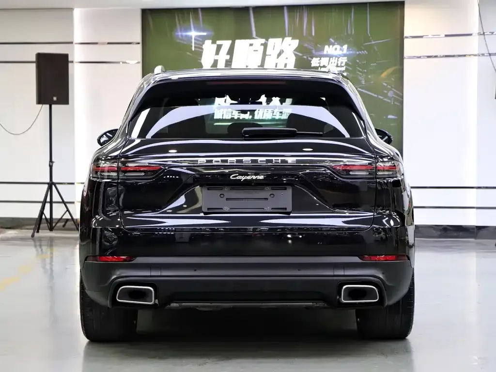 Porsche Cayenne Hybrid — фото 6