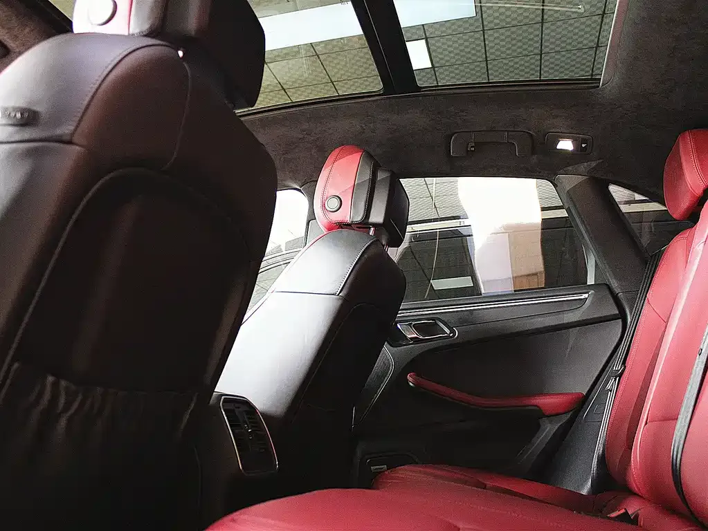 Porsche Macan 2022 из CN, фото 7