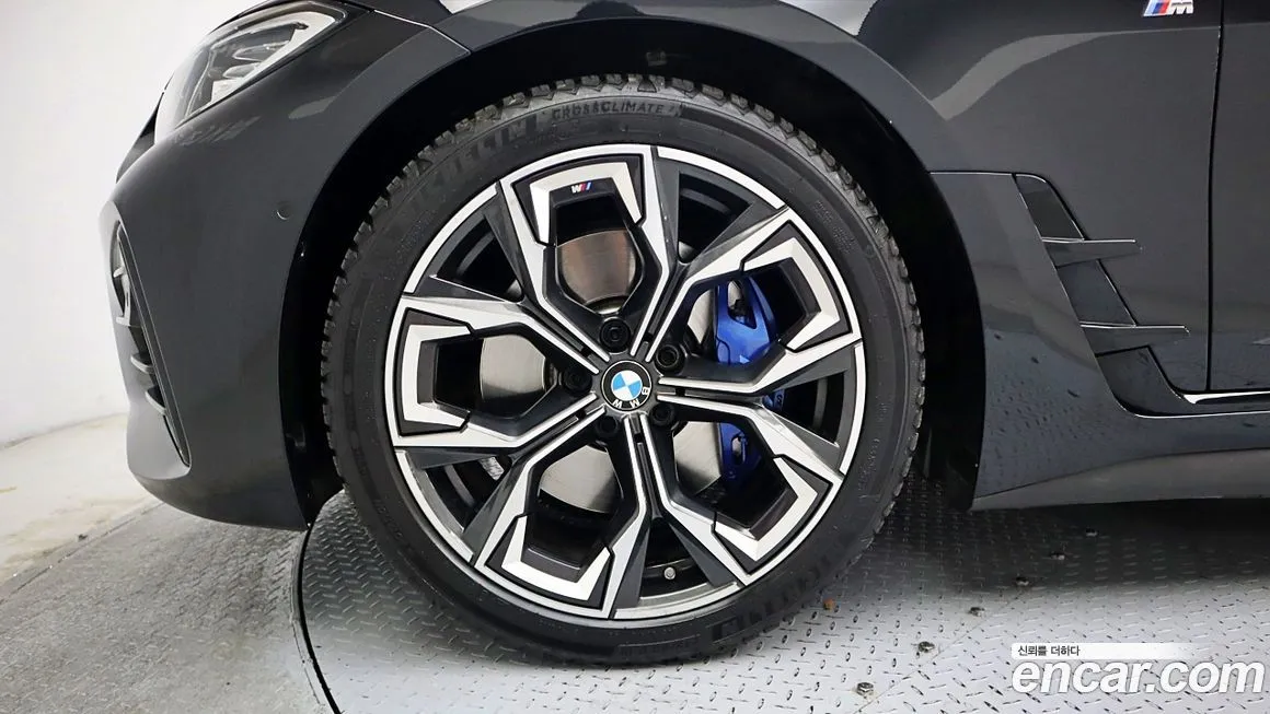 BMW 4-Series 2024 из KR, фото 4