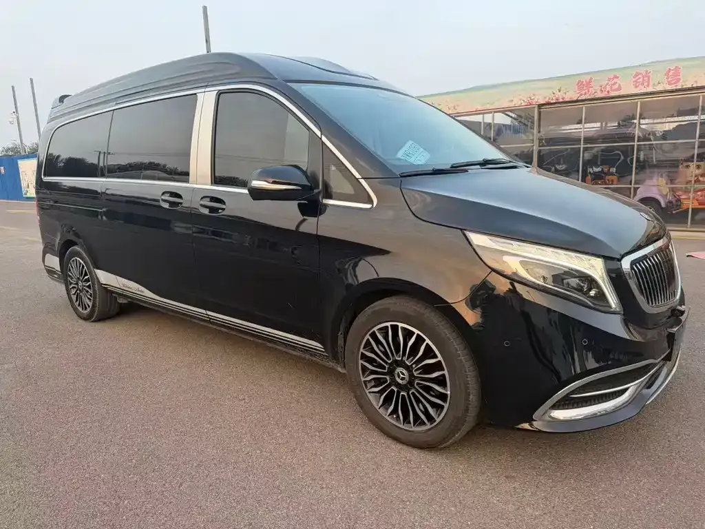 Mercedes-Benz V-Class 2022 из CN, фото 3