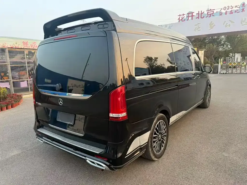 Mercedes-Benz V-Class 2022 из CN, фото 5