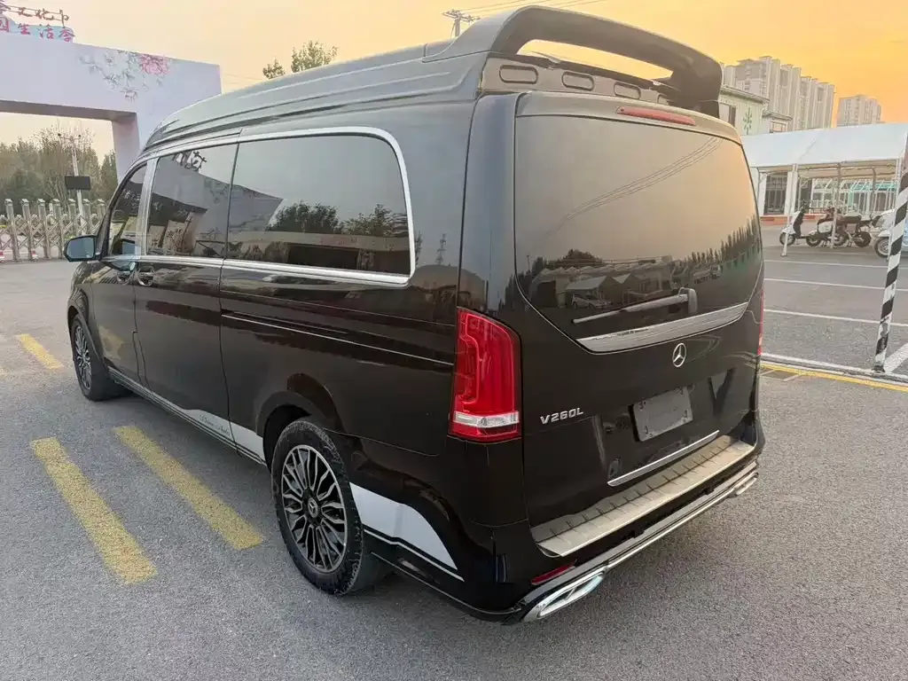 Mercedes-Benz V-Class 2022 из CN, фото 6