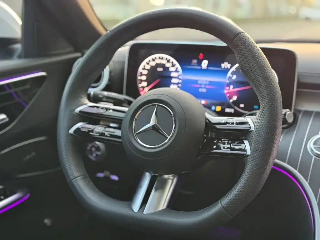 Mercedes-Benz C-Class 2025 из CN, фото 8