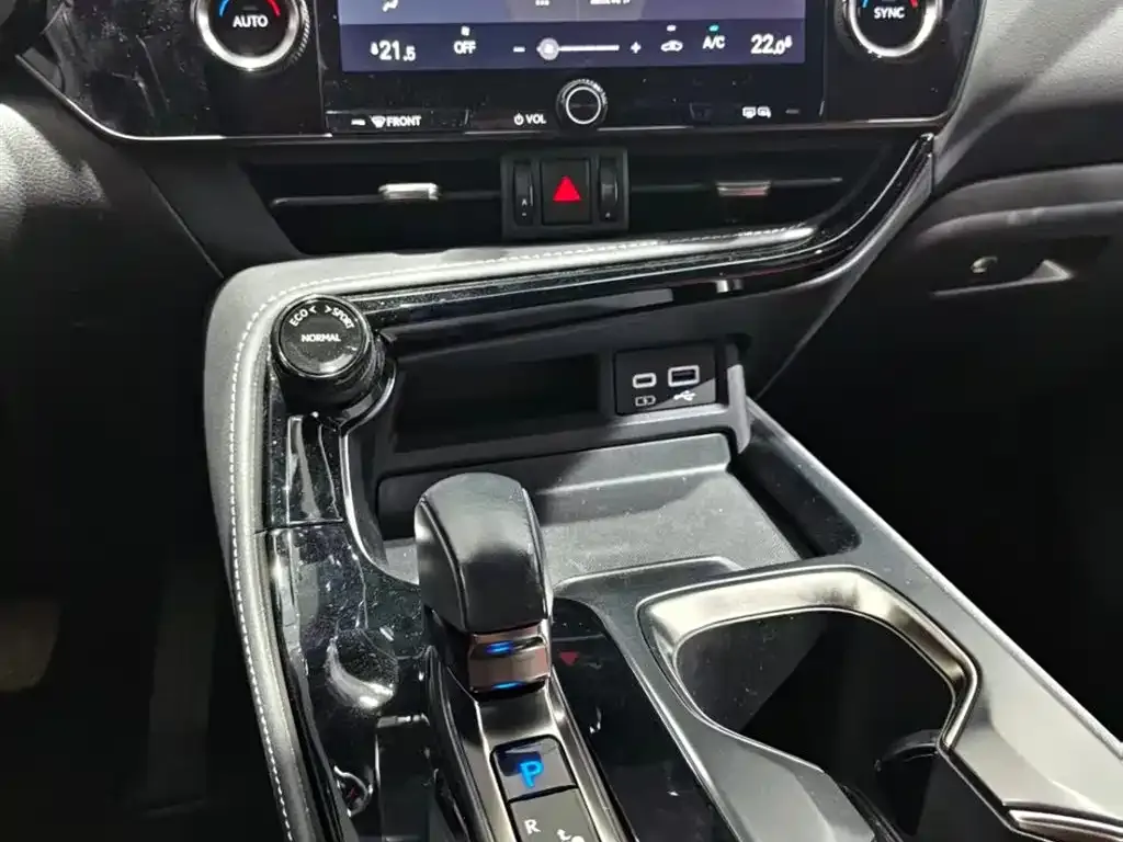 Lexus NX 2023 из CN, фото 8
