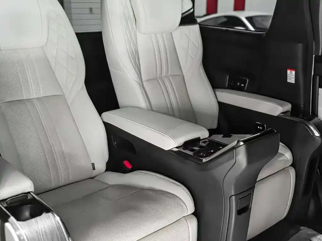 Lexus LM 2021 из CN, фото 8