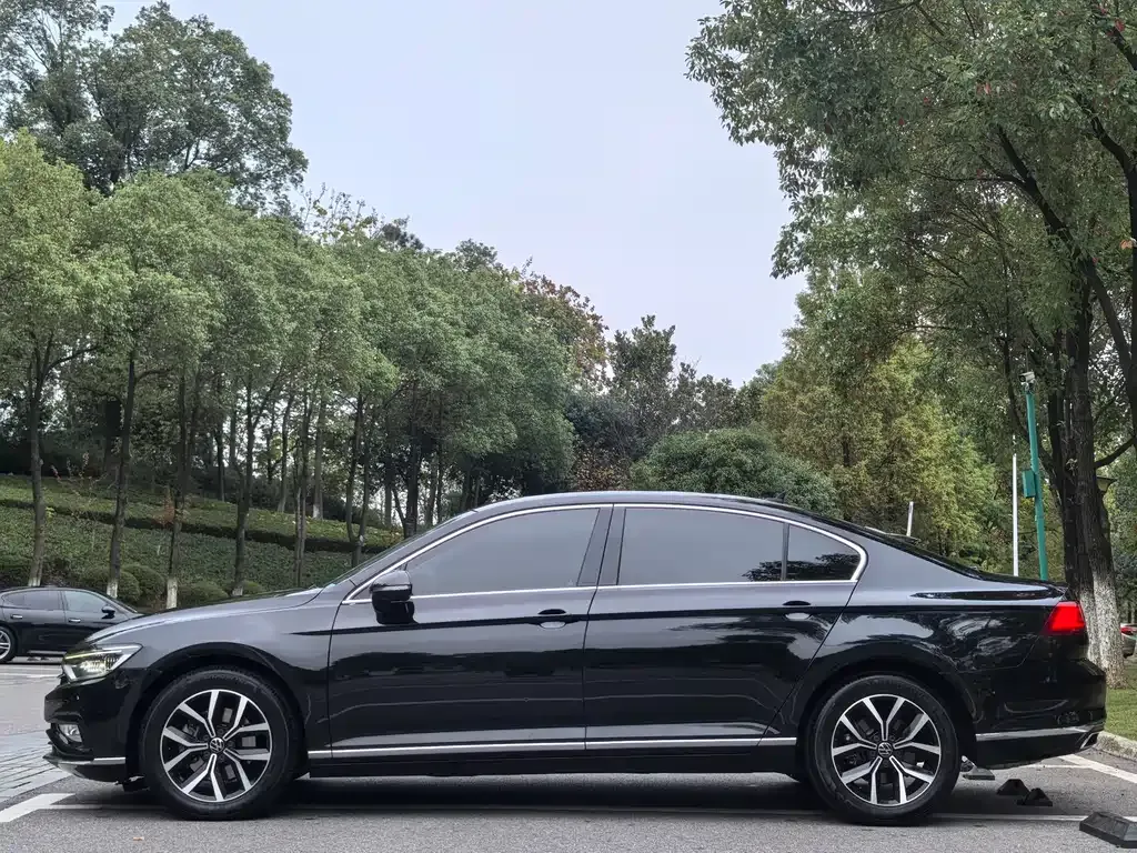 Volkswagen Magotan 2022 из CN, фото 9