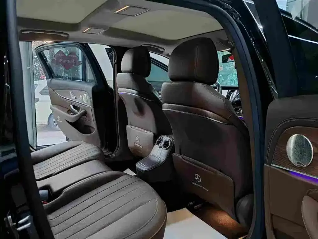 Mercedes-Benz E-Class 2023 из CN, фото 5