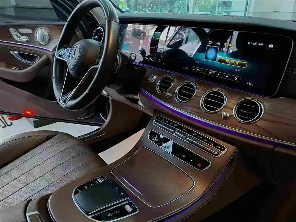 Mercedes-Benz E-Class 2023 из CN, фото 6