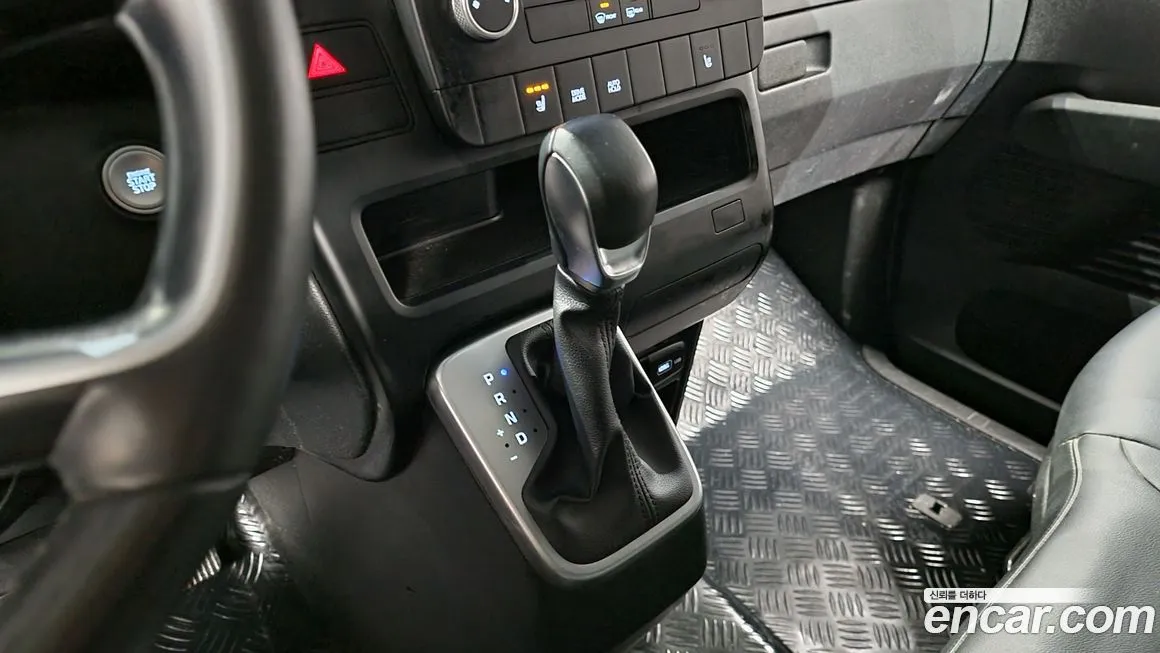 Hyundai Staria 2022 из KR, фото 9