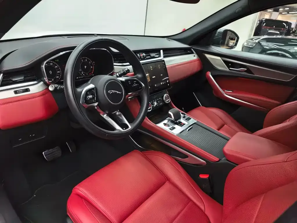 Jaguar F-PACE 2023 из CN, фото 10