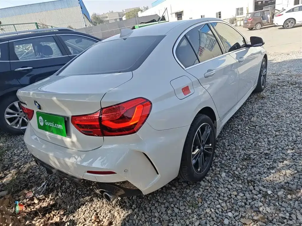 BMW 1 Series 2023 из CN, фото 7