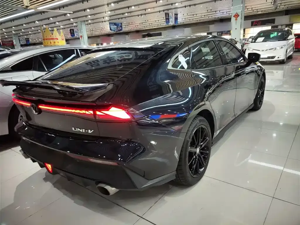 Changan UNI-V 2023 из CN, фото 9