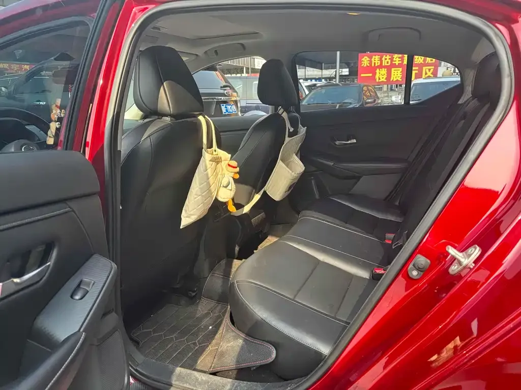 Nissan Sylphy 2022 из CN, фото 8