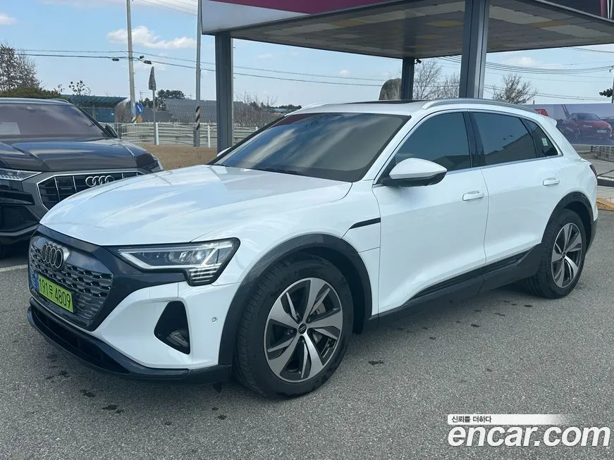 Audi Q8 e-tron