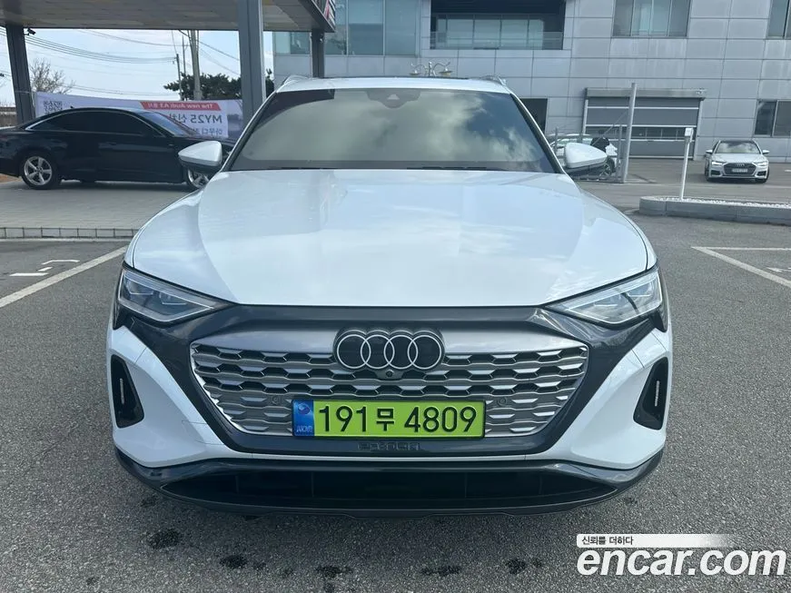 Audi Q8 e-tron 2024 из KR, фото 3