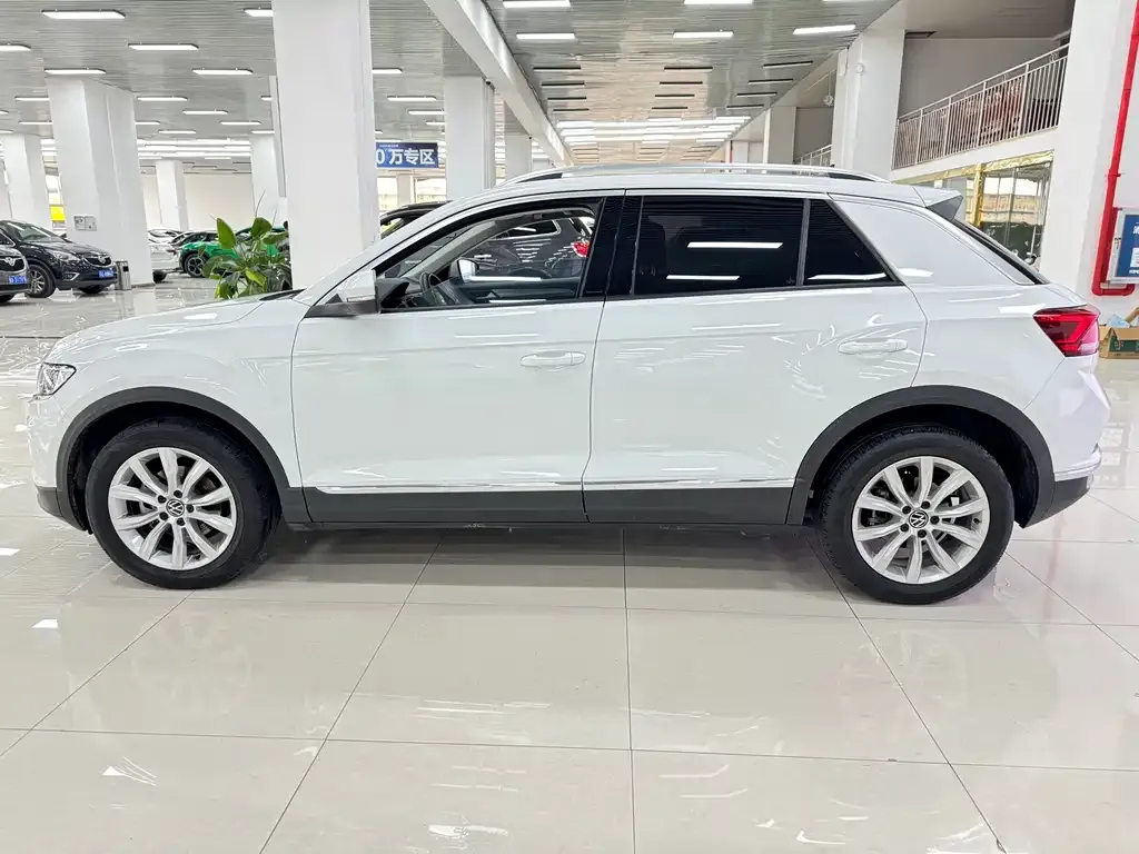 Volkswagen T-Roc 2021 из CN, фото 8
