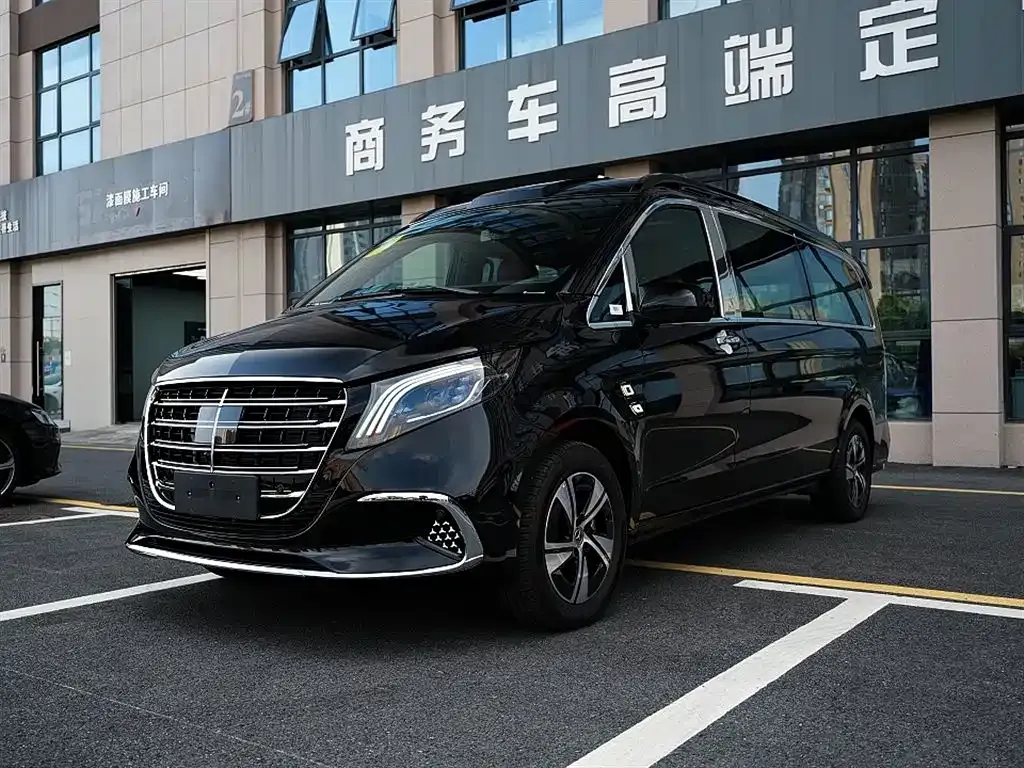 Mercedes-Benz Vito — фото 1