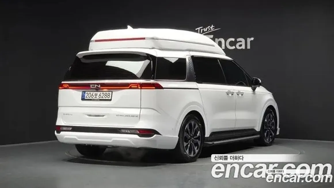 Kia Carnival 2023 из KR, фото 2
