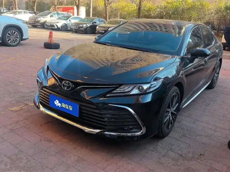 Toyota Camry 2024 из CN, фото 1