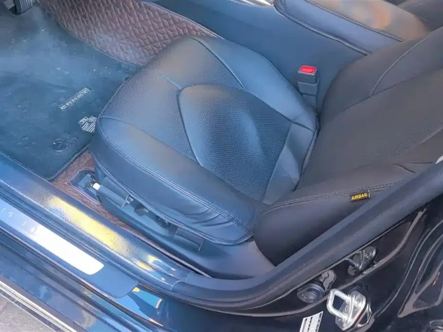 Toyota Camry 2024 из CN, фото 9