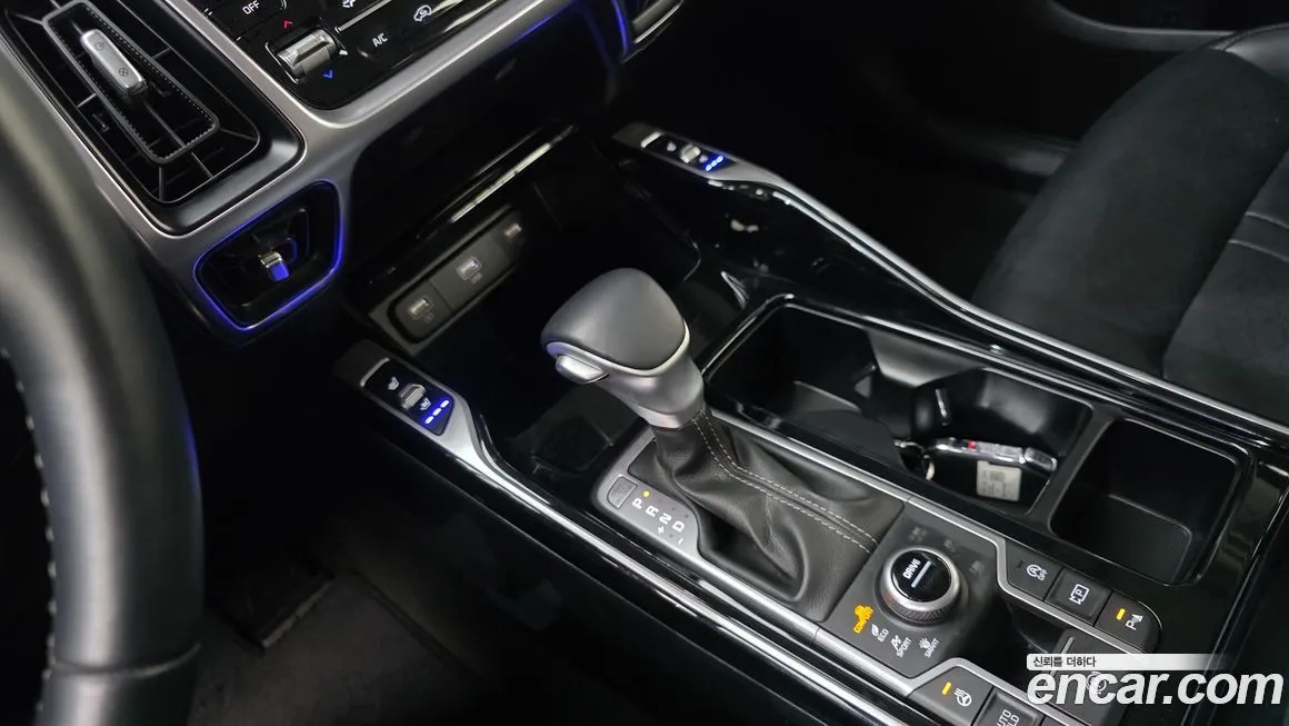 Kia Sorento — фото 9