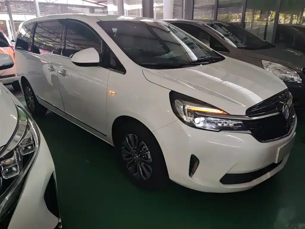 Buick GL8 2022 из CN, фото 4