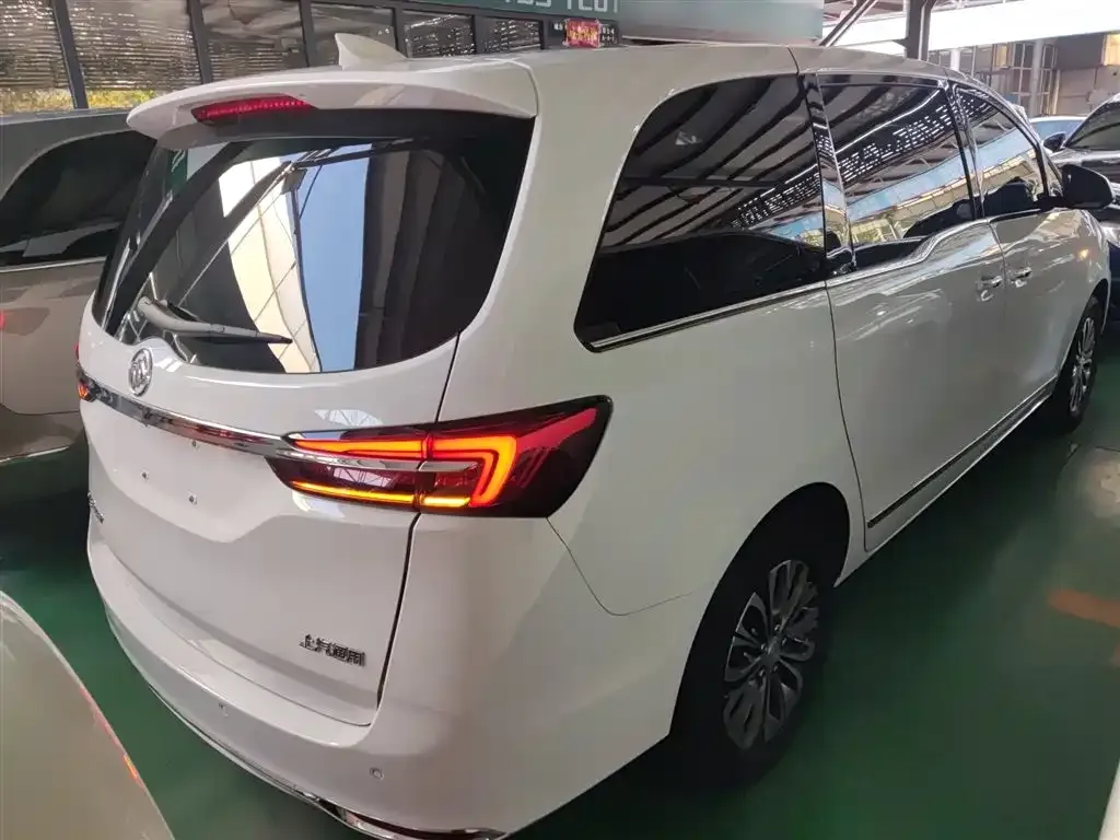Buick GL8 2022 из CN, фото 7