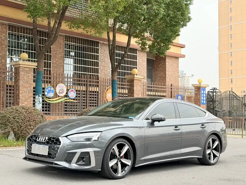 Audi A5 (Import) 2022 из CN, фото 1