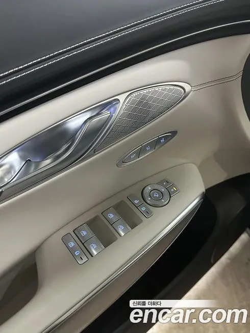 Genesis GV70 2022 из KR, фото 3