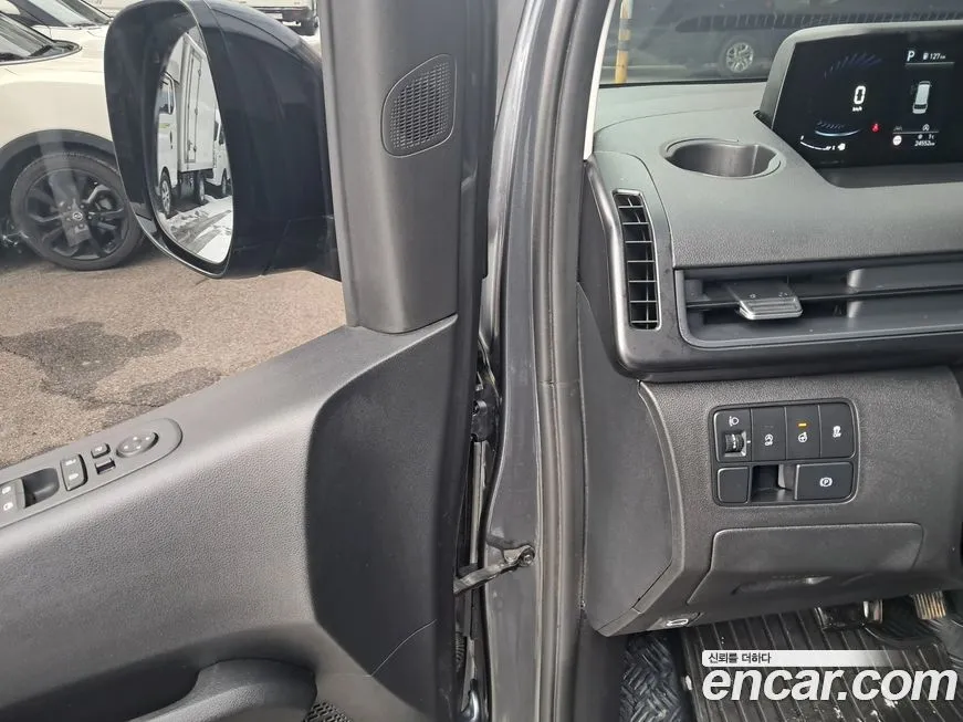Hyundai Staria 2024 из KR, фото 8